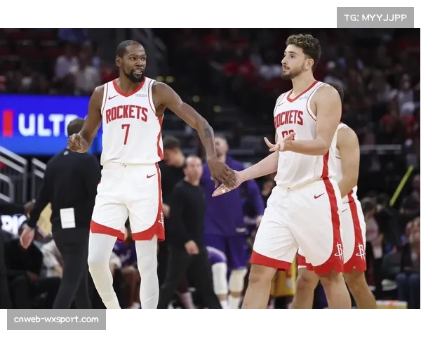 火箭新秀控卫单场送出22次助攻，刷新自2017年以来新秀单场助攻纪录。